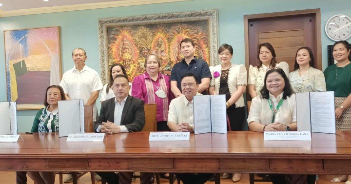 Iloilo city government inks agreement with Iloilo Tourism Foundation Iloilo city government inks agreement with Iloilo Tourism Foundation