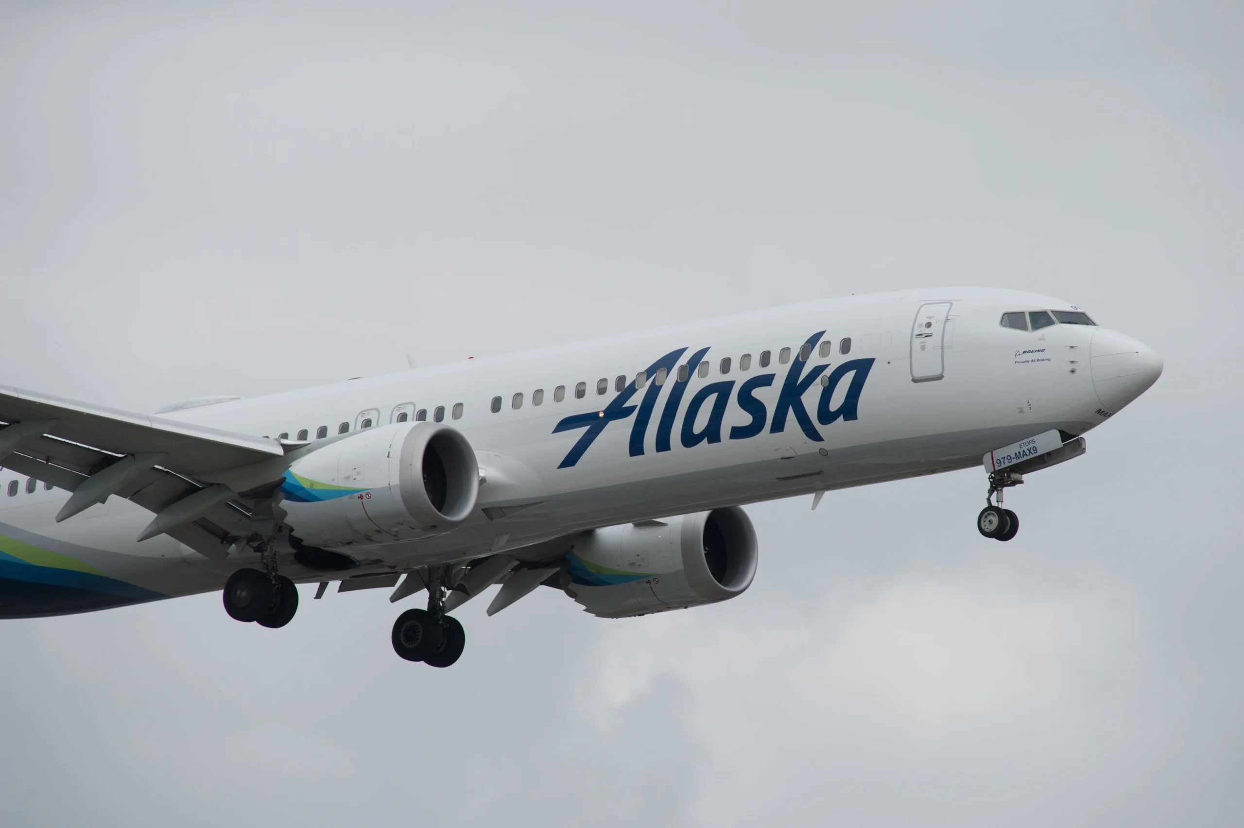 Alaska Airlines expands Paine Field services Alaska Airlines expands Paine Field services